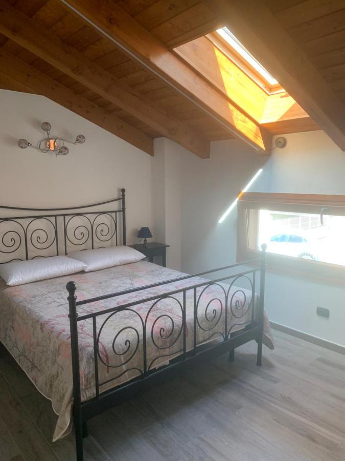 Casa Vacanze Anais Nus Buitenkant foto