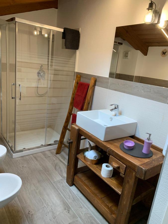 Casa Vacanze Anais Nus Buitenkant foto